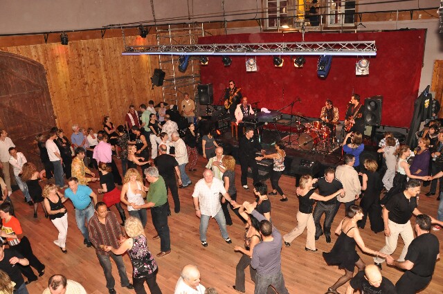 min 2009 05 17 station danse 092